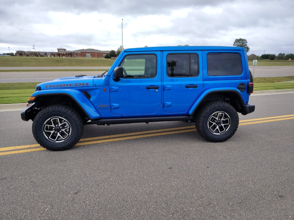 2025 Jeep Wrangler — detail view