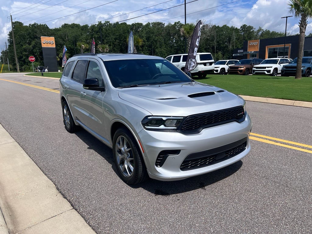 2026 Dodge Durango DURANGO GT PLUS AWD HEMI V8 in Triple Nickel Exterior Paint — front three-quarter view