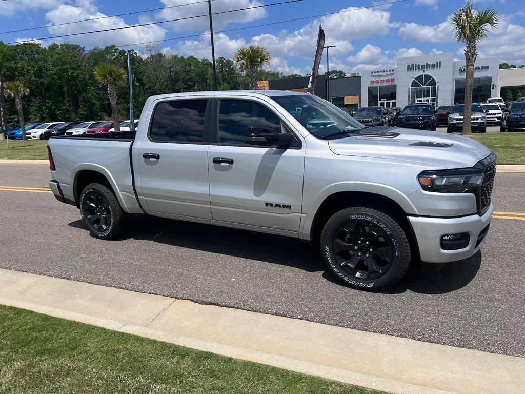 2026 RAM 1500 RAM 1500 BIG HORN CREW CAB 4X4 5'7' BOX in Silver Zynith Exterior Paint — front three-quarter view